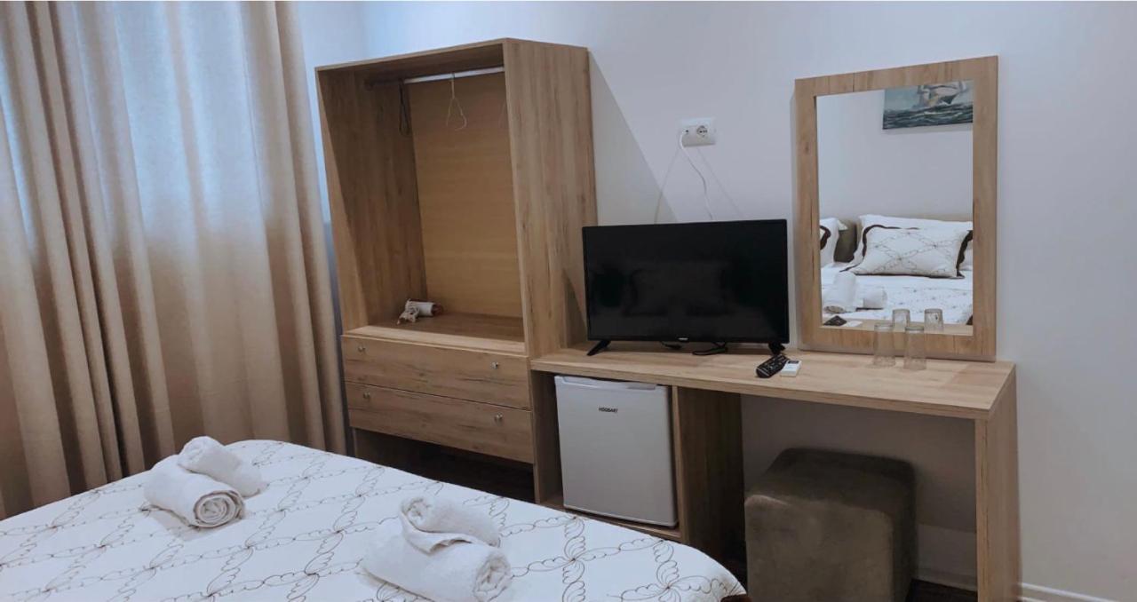 Deni'S Hotel Σαράντα Εξωτερικό φωτογραφία