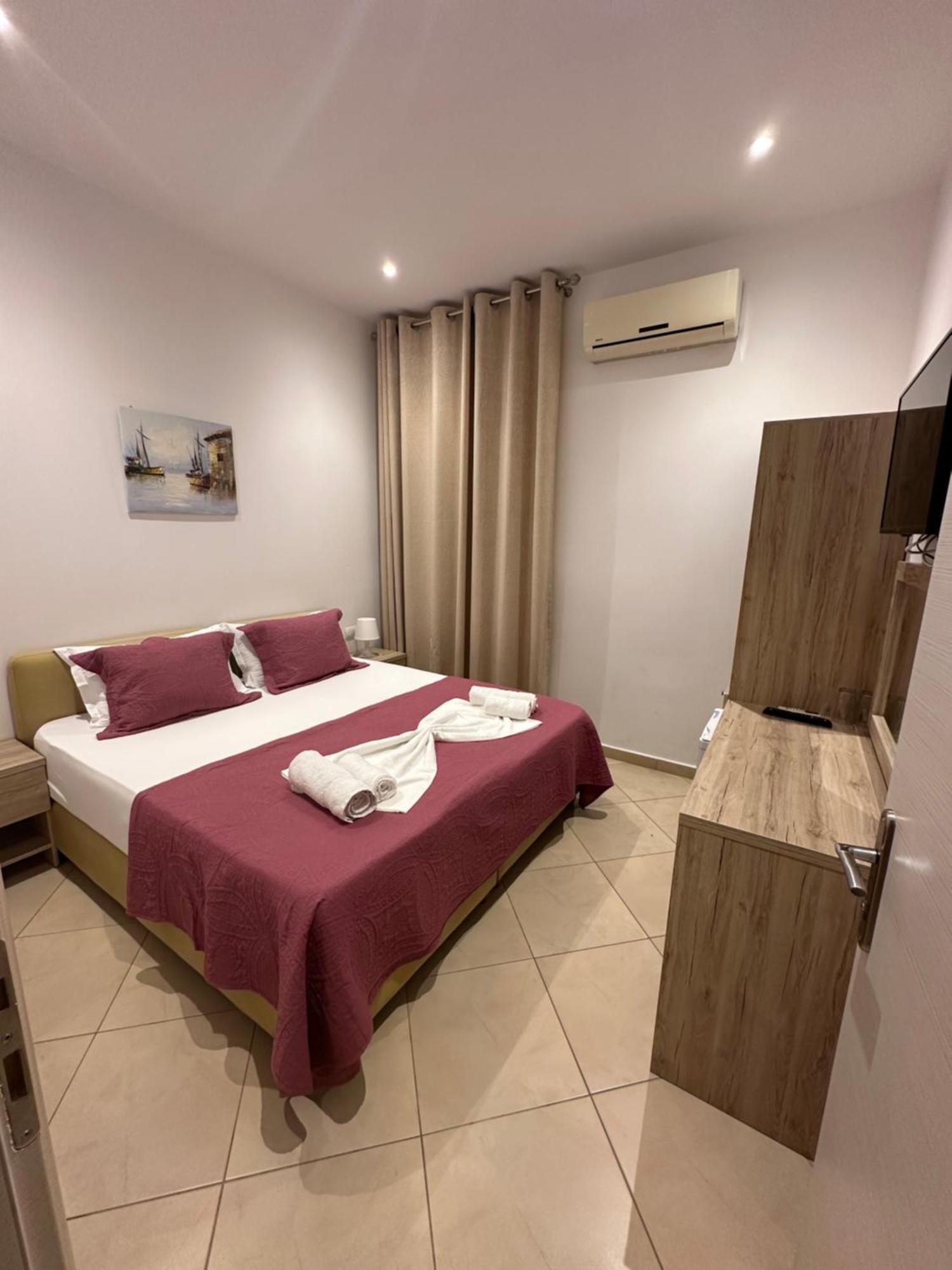 Deni'S Hotel Σαράντα Εξωτερικό φωτογραφία